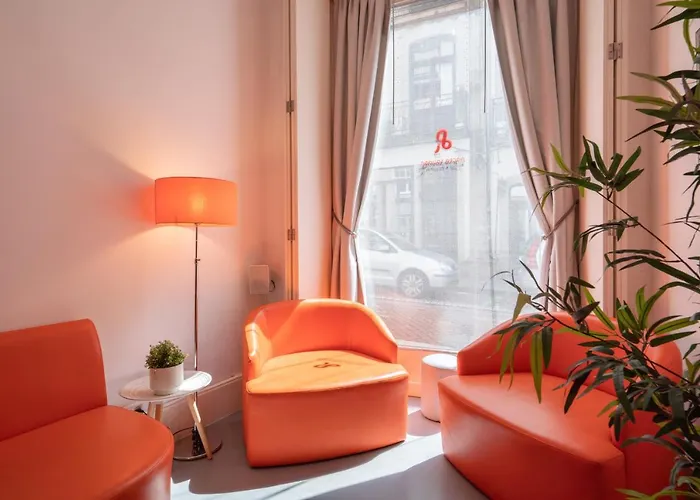 Lounge & By Host Wise * Porto