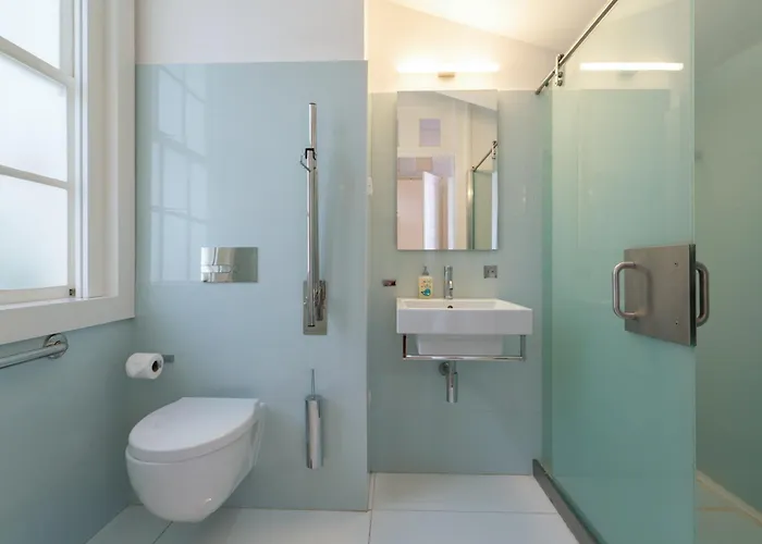 Lounge & By Host Wise *