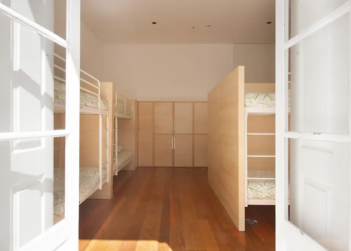 Hostel Lounge & By Host Wise Porto