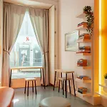 Lounge & By Host Wise * Porto