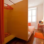 Hostel Lounge & By Host Wise Porto