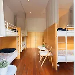 Lounge & By Host Wise