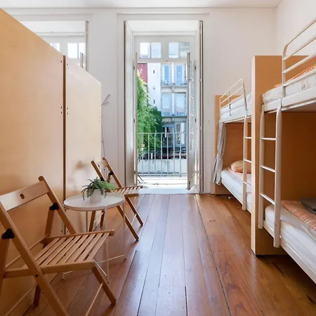 Hostel Lounge & By Host Wise Porto