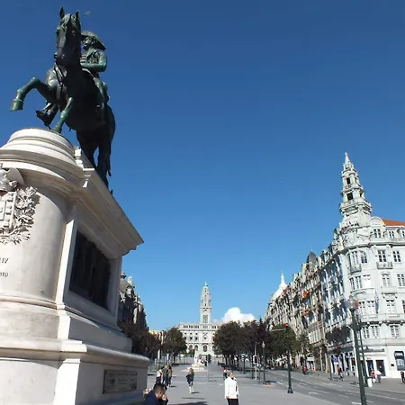 Lounge & By Host Wise Porto