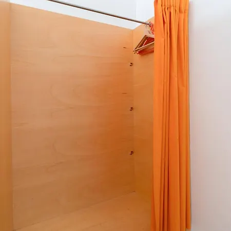 Vandrarhem Lounge & By Host Wise *