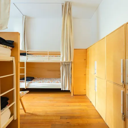 Hostel Lounge & By Host Wise Porto