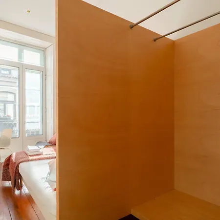 Lounge & By Host Wise Porto