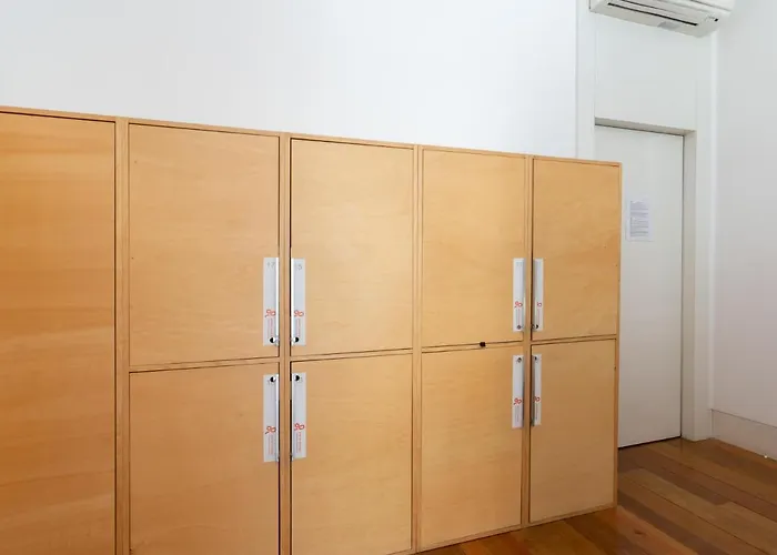 Lounge & By Host Wise Hostel