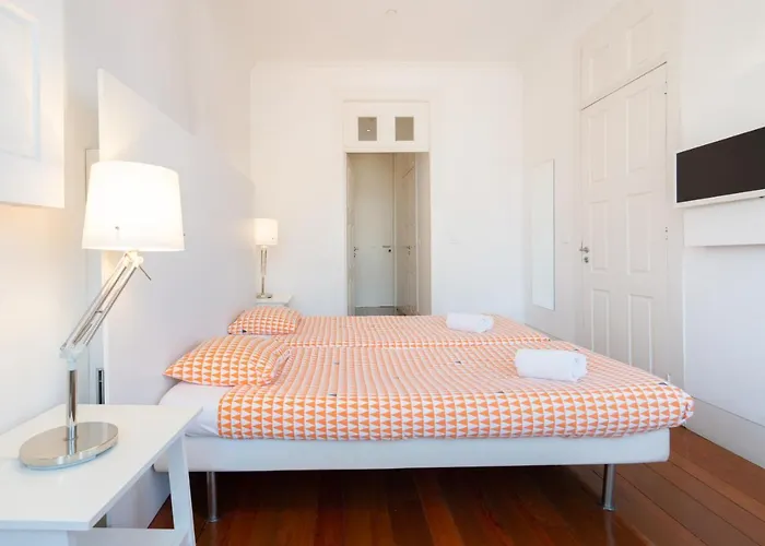 ホステル Lounge & By Host Wise