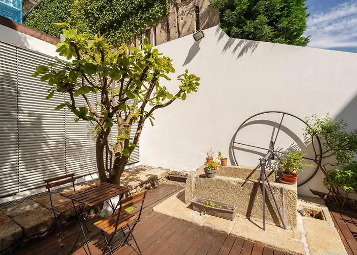 Lounge & By Host Wise Hostel Porto