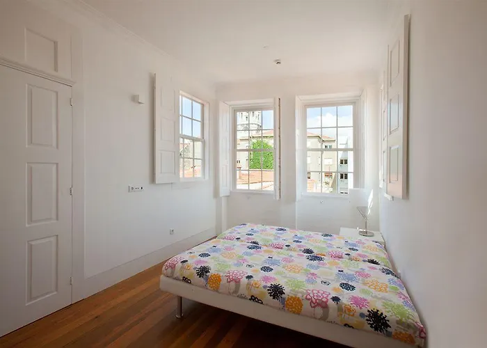 Ostello Lounge & By Host Wise Oporto