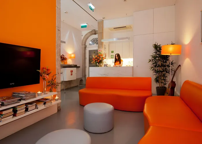 Hostel Lounge & By Host Wise *