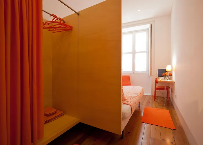 Ostello Lounge & By Host Wise Oporto