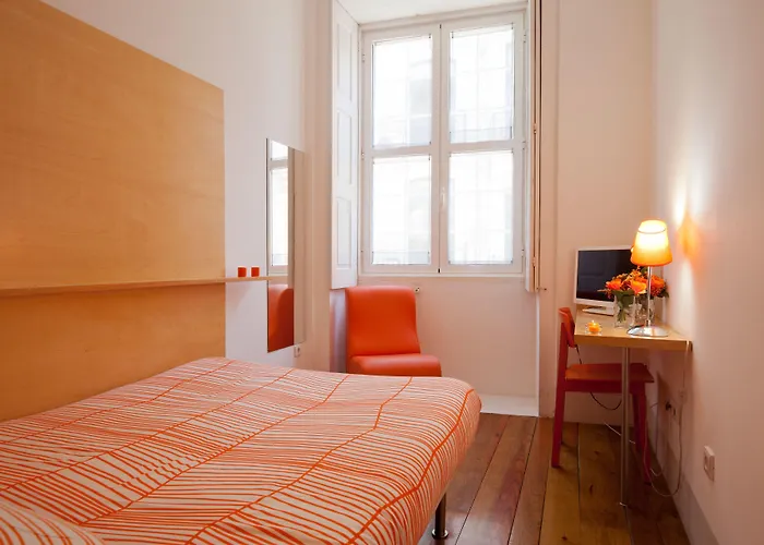 אכסניה Lounge & By Host Wise *