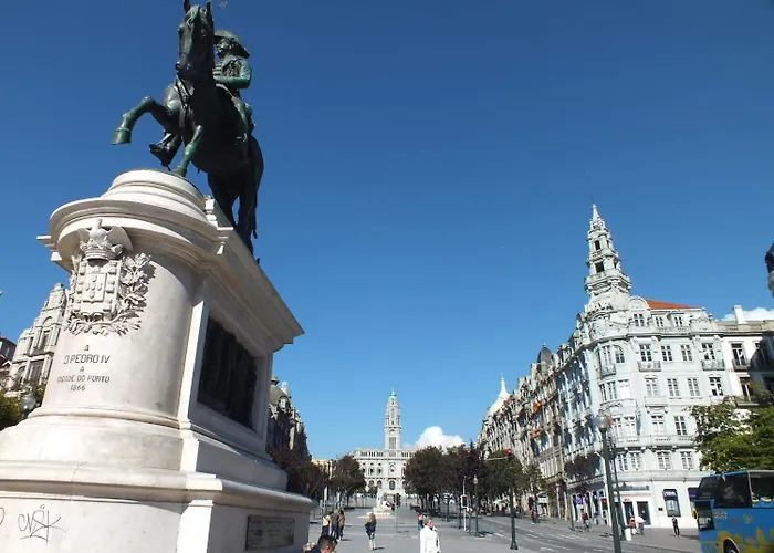 Lounge & By Host Wise ポルト