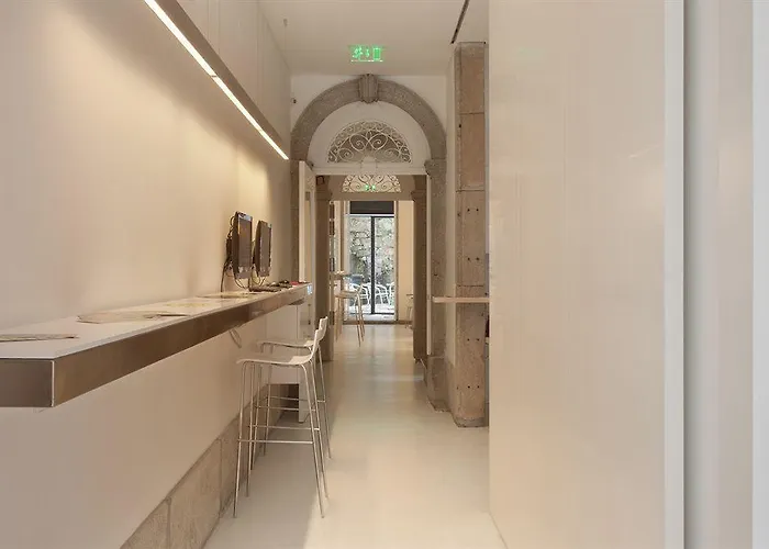 Hostel Lounge & By Host Wise