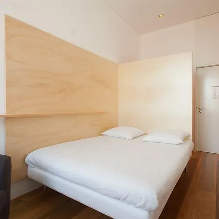 Lounge & By Host Wise Albergue *